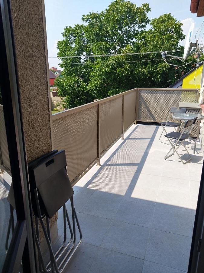 Alisa Apartments Kostomlaty nad Labem 外观 照片